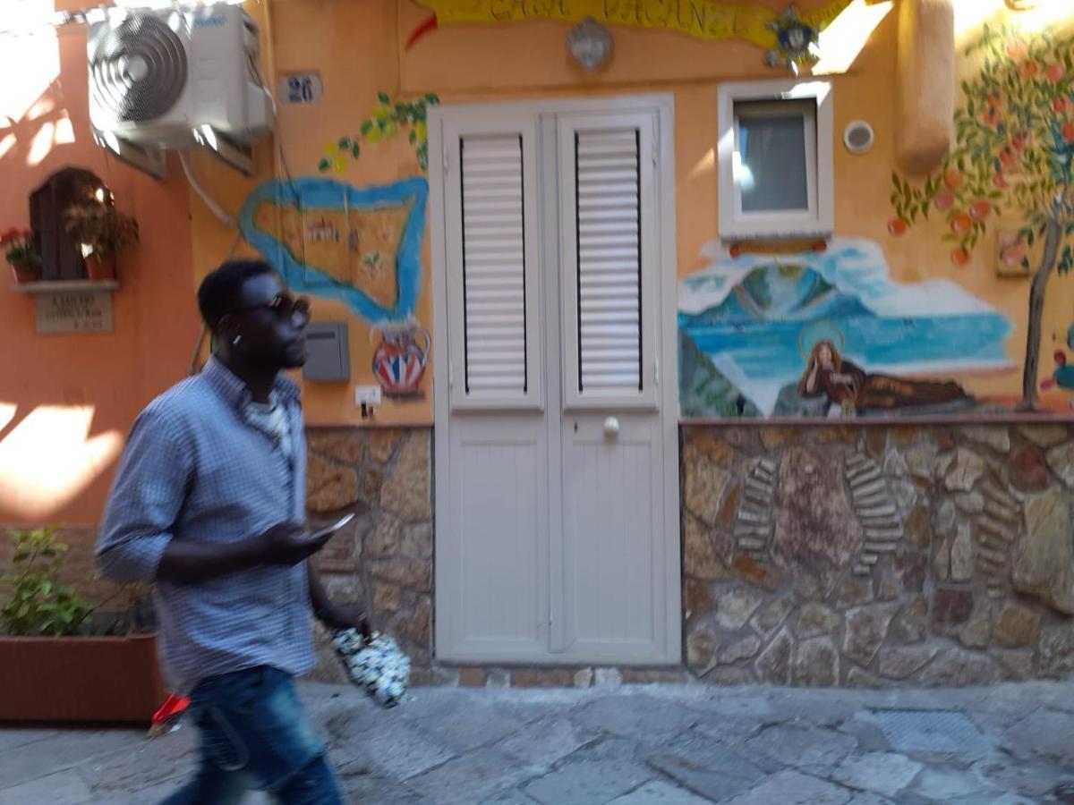 Casa Vacanza Mercato Ballaro' Palermo Eksteriør bilde